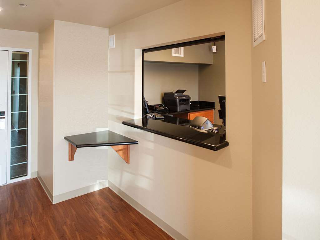 Woodspring Suites Des Moines Pleasant Hill Interiør billede